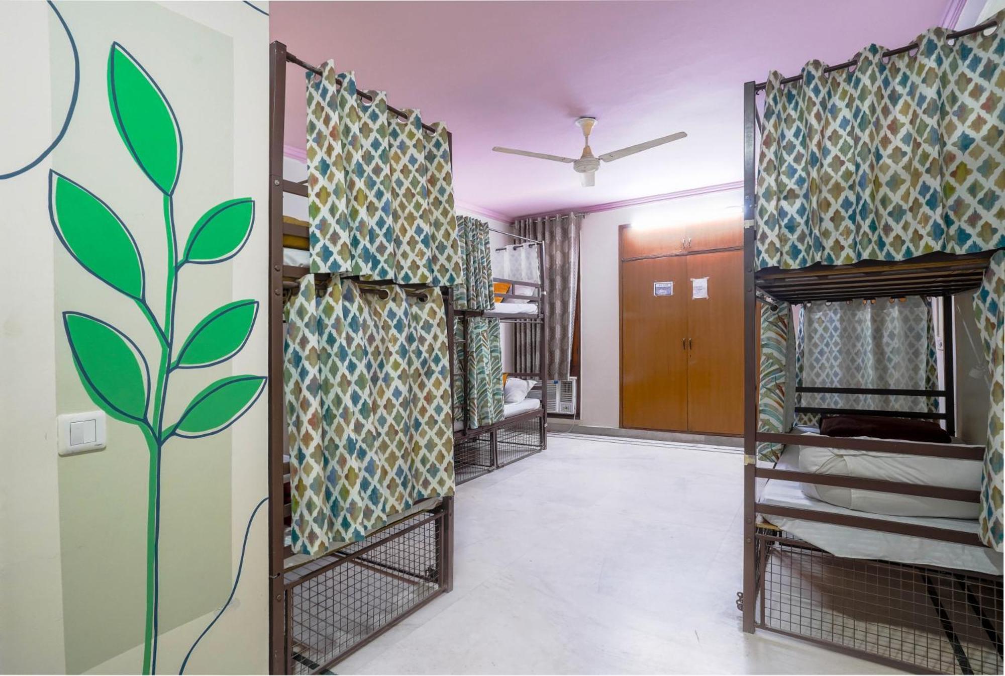 Hide-In Hostel Delhi New Delhi Eksteriør bilde