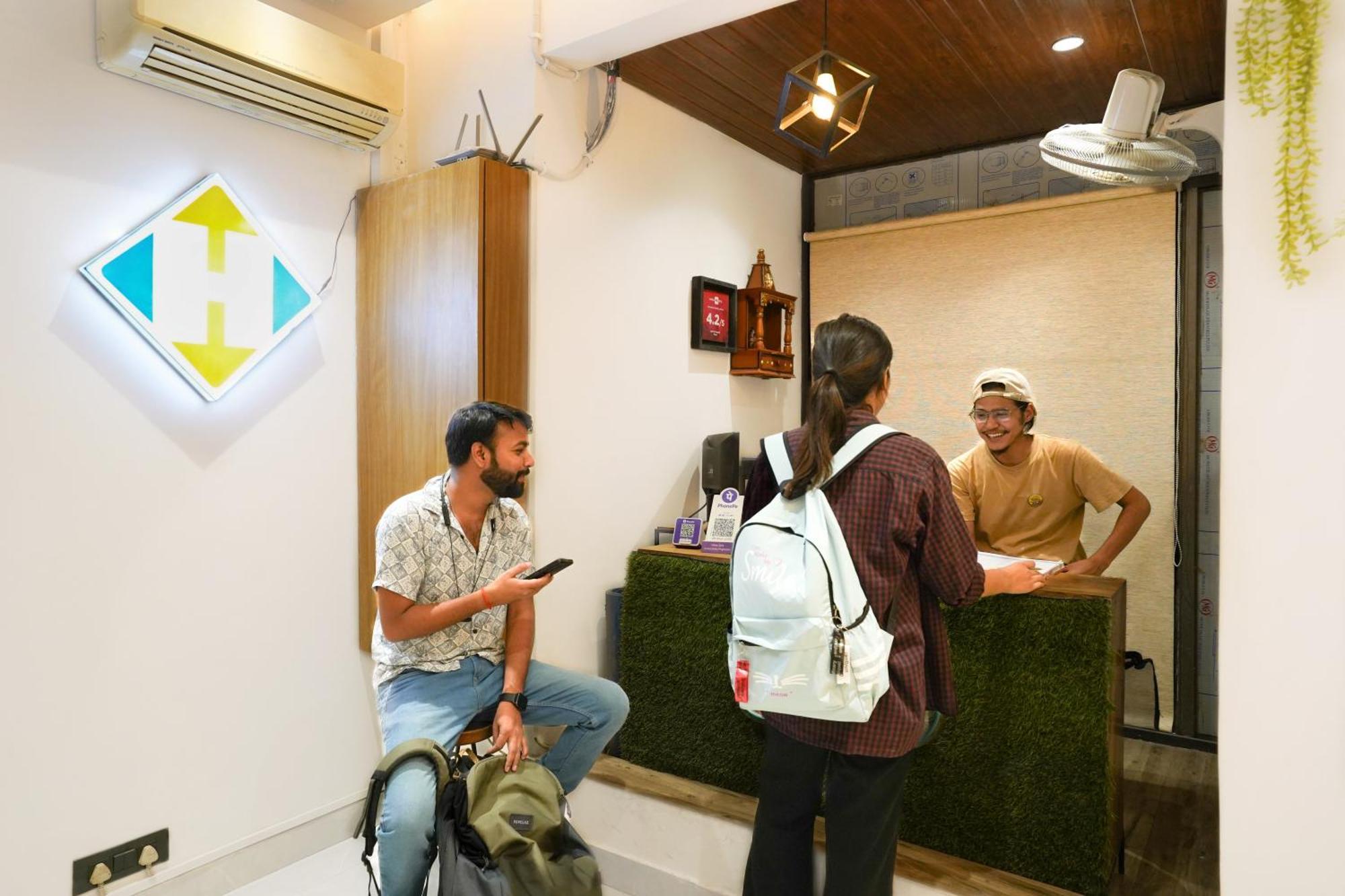 Hide-In Hostel Delhi New Delhi Eksteriør bilde